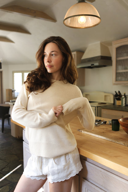 Oversized Crew in Cream