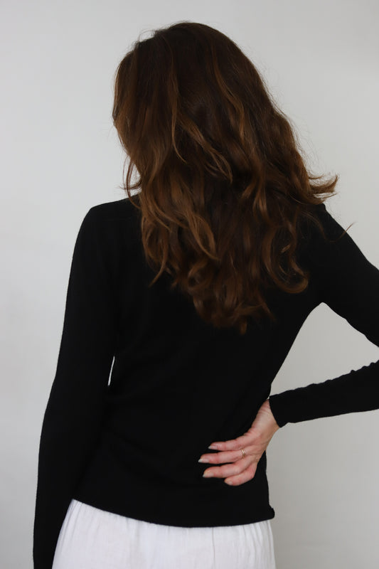 Fine-Knit Crew in Black