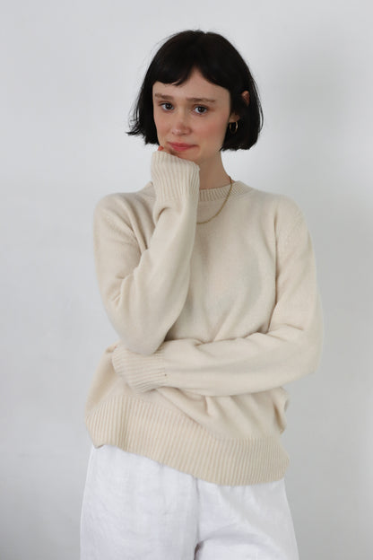 Oversized Crew in Cream