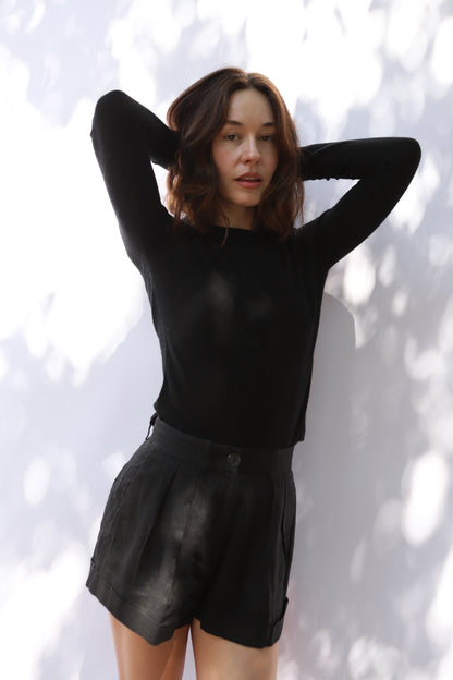 Fine-Knit Crew in Black