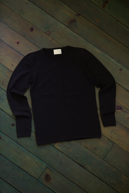 Fine-Knit Crew in Black